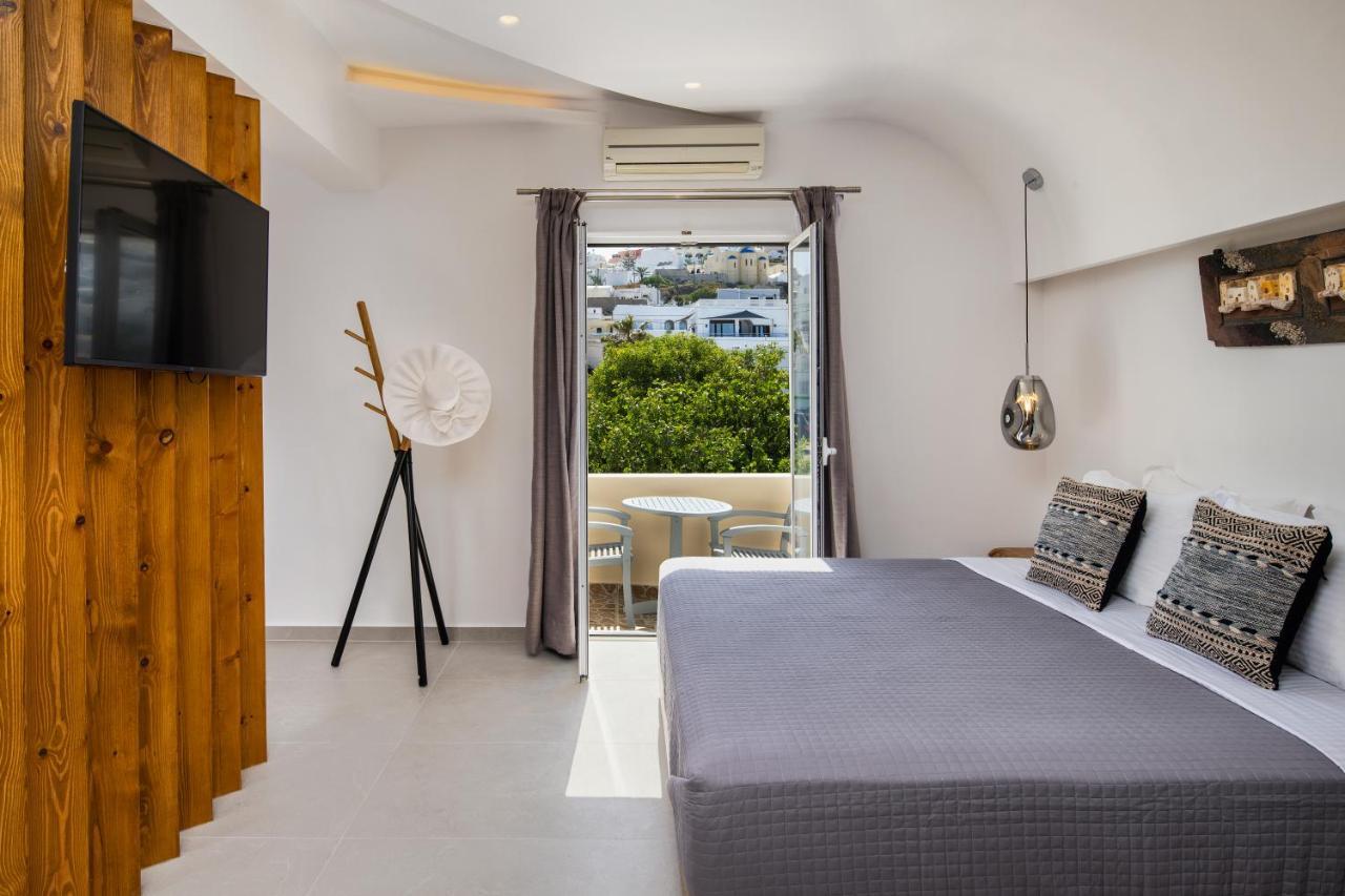 Alizea & Otel Fira (Santorini)