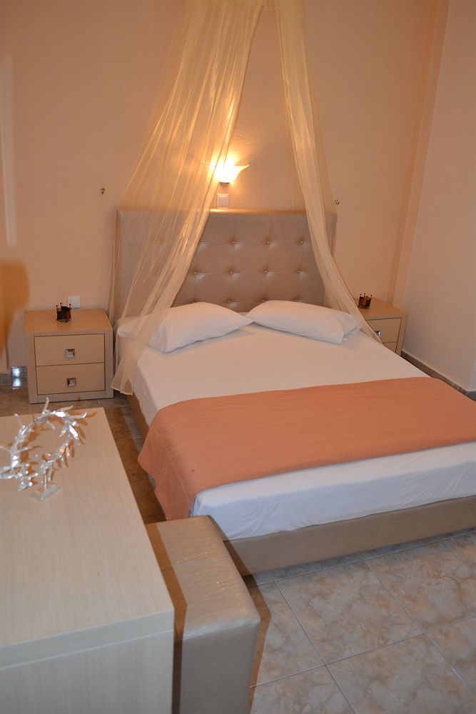 Otel Alizea & 3*