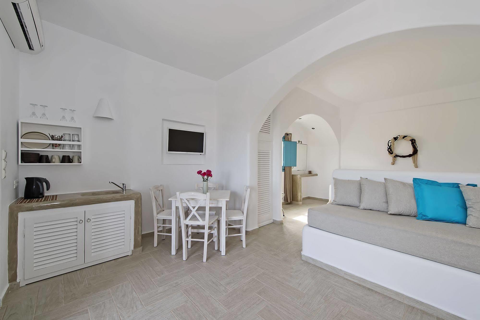 Otel Alizea &